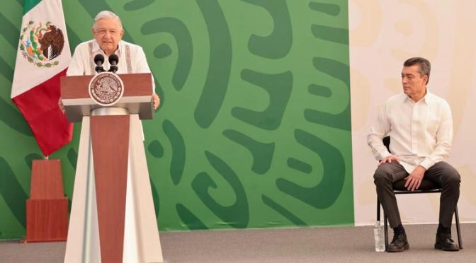 Presidente AMLO desmiente campaña de calumnias contra Rocío Nahle