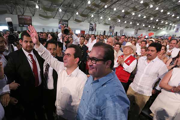 Corrupción al descubierto: Pepe Yunes señalado por recibir millones en efectivo de gobiernos anteriores en Veracruz