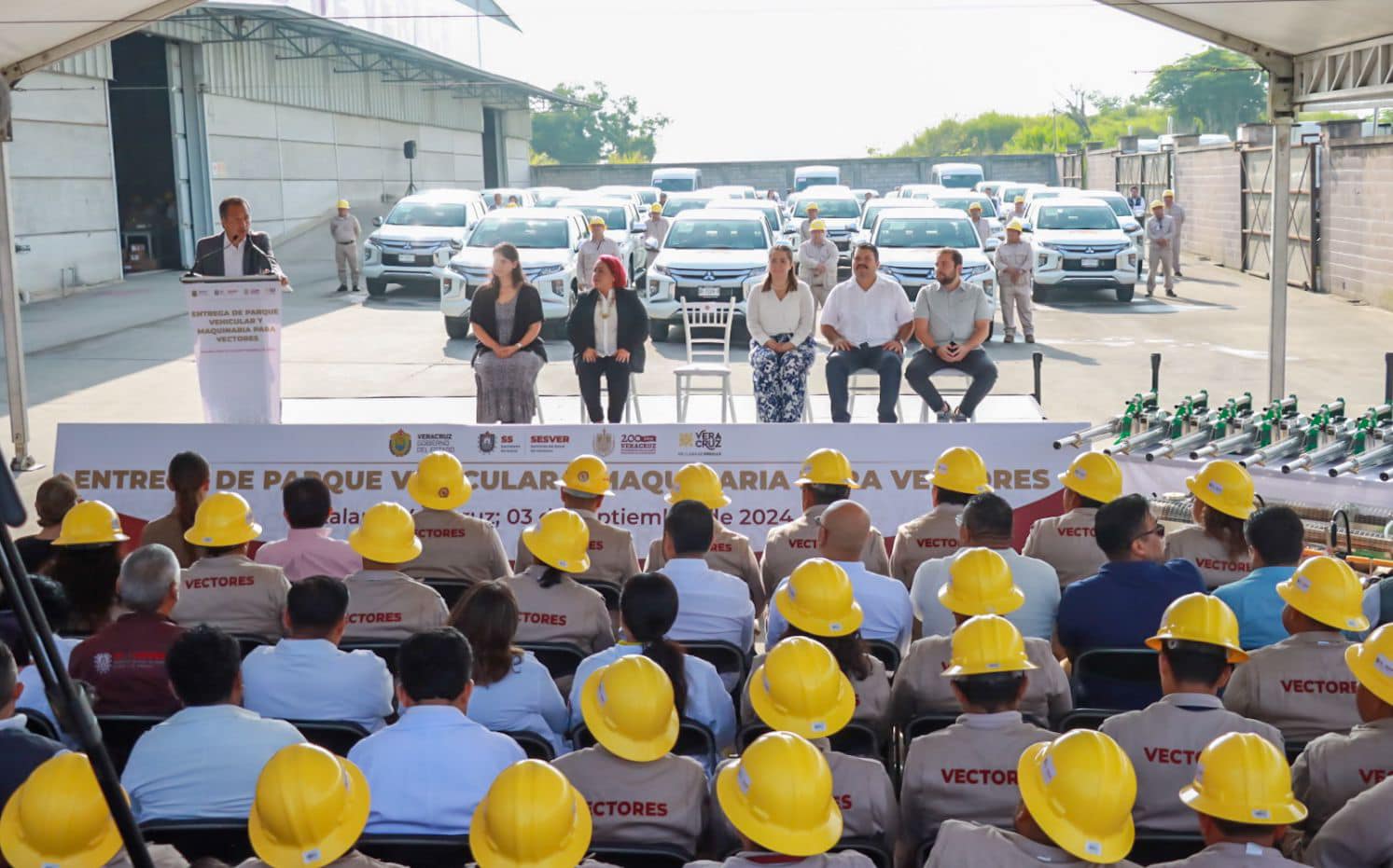 Inicia en Veracruz la ‘Semana de Eliminación de Criaderos del Mosquito del Dengue’: Cuitláhuac García pide a la población a sumarse desde casa